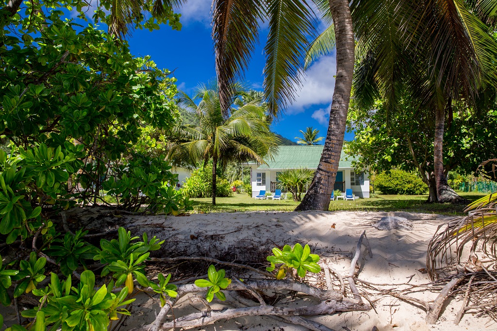 Seychelles Self Catering Beach Cottages: Chalets d'Anse Forbans